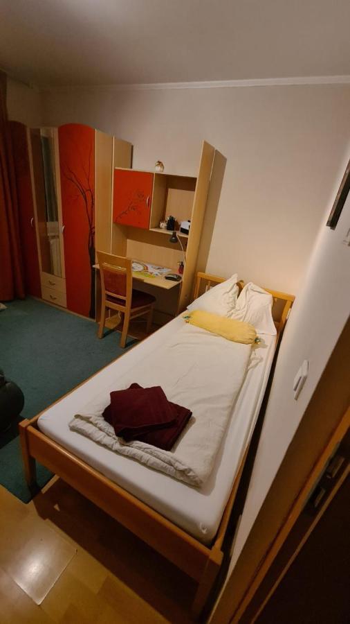 Ferienwohnung Korneuburg Bei Wien -1 Exteriör bild